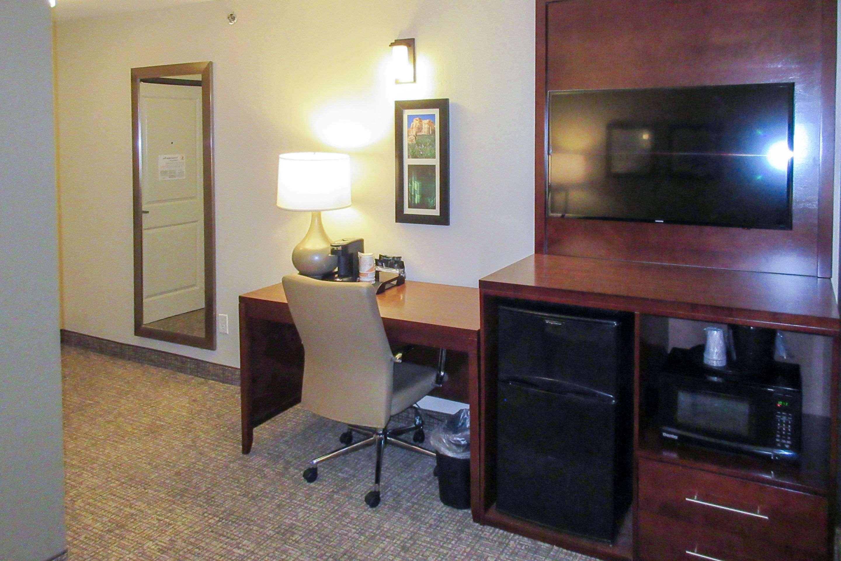 Comfort Inn Bonner Springs Kansas City Eksteriør billede