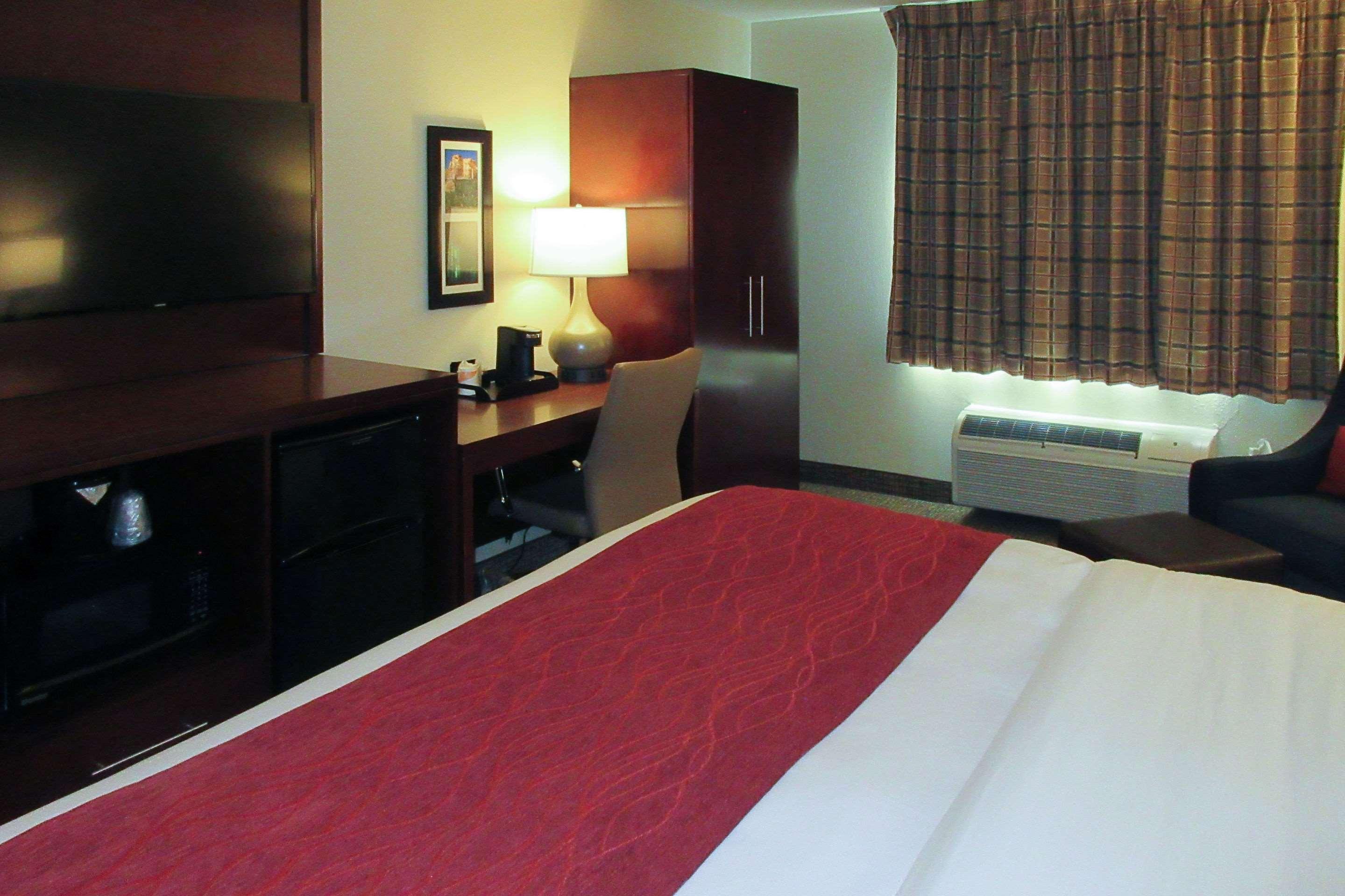 Comfort Inn Bonner Springs Kansas City Eksteriør billede