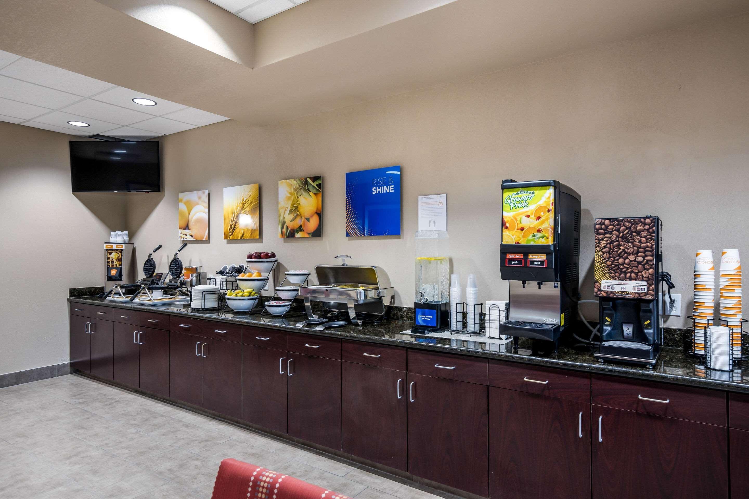 Comfort Inn Bonner Springs Kansas City Eksteriør billede